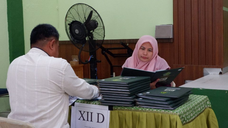 PENYERAHAN RAPOR SEMESTER GANJIL,JUMAT 19 DESEMBER 2025