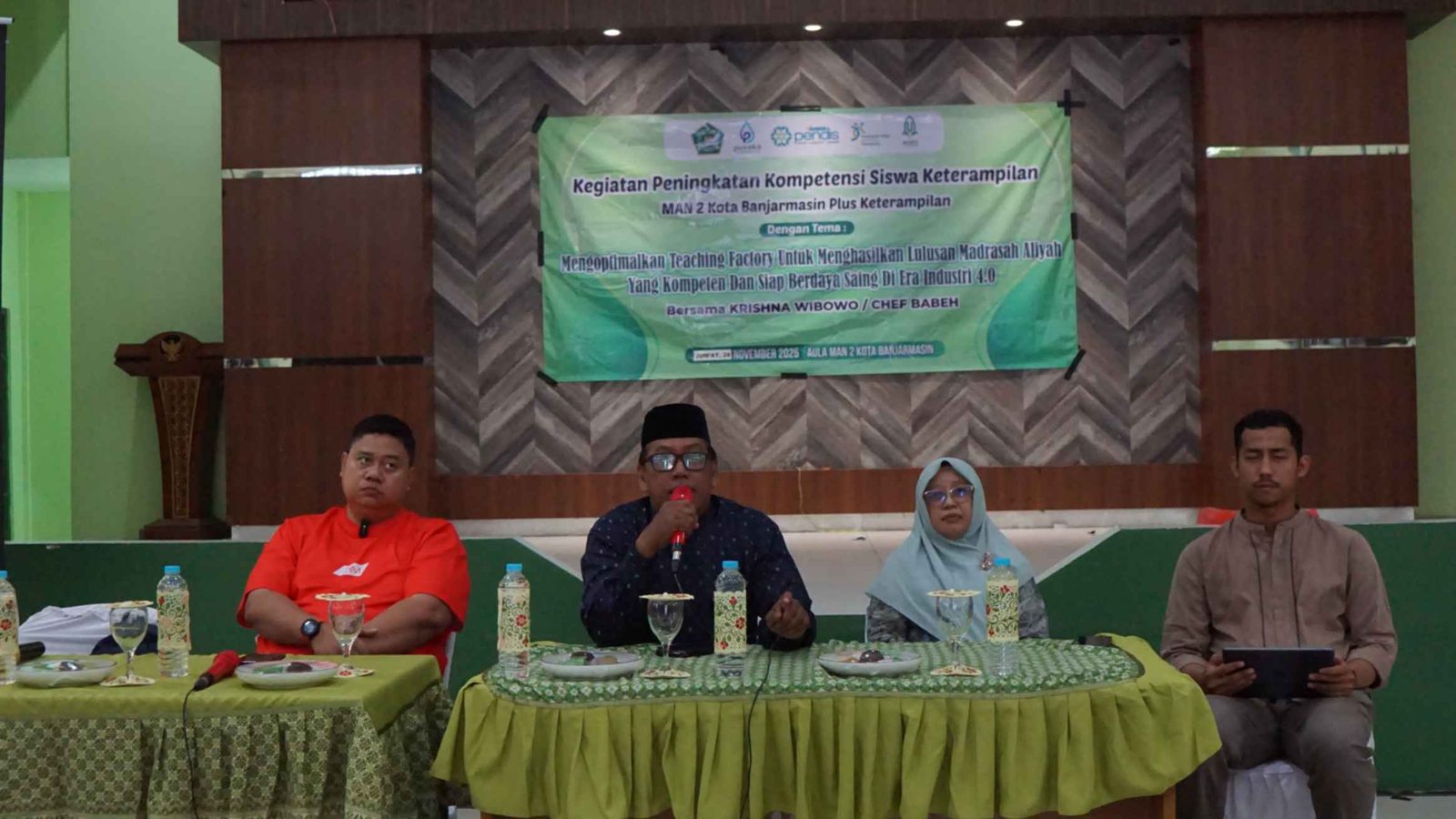 PENINGKATAN KOPETENSI SISWA KETERAMPILAN BERSAMA CHEF BABEH, JUMAT 28 NOVEMBER 2025
