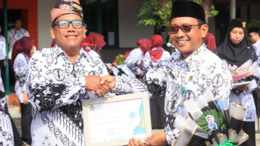 UPACARA HARI GURU NASIOMAL KE-80 | KEMENTRIAN AGAMA KOTA BANJARMASIN, KAMIS 27 November 2025