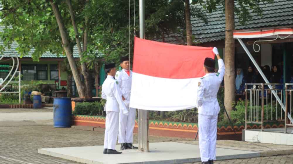 Upacara Hari Sumpah Pemuda Selasa ,28 Oktober 2025