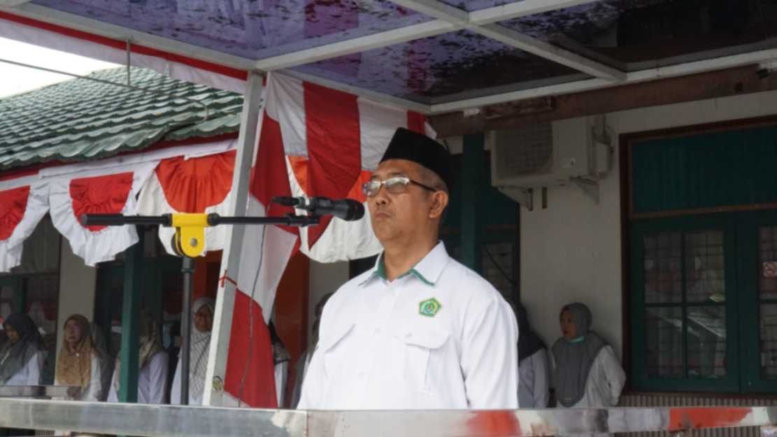 Upacara Bendera dan Penyampaian Visi Misi Calon Kandidat MPK – Senin, 8 September 2025