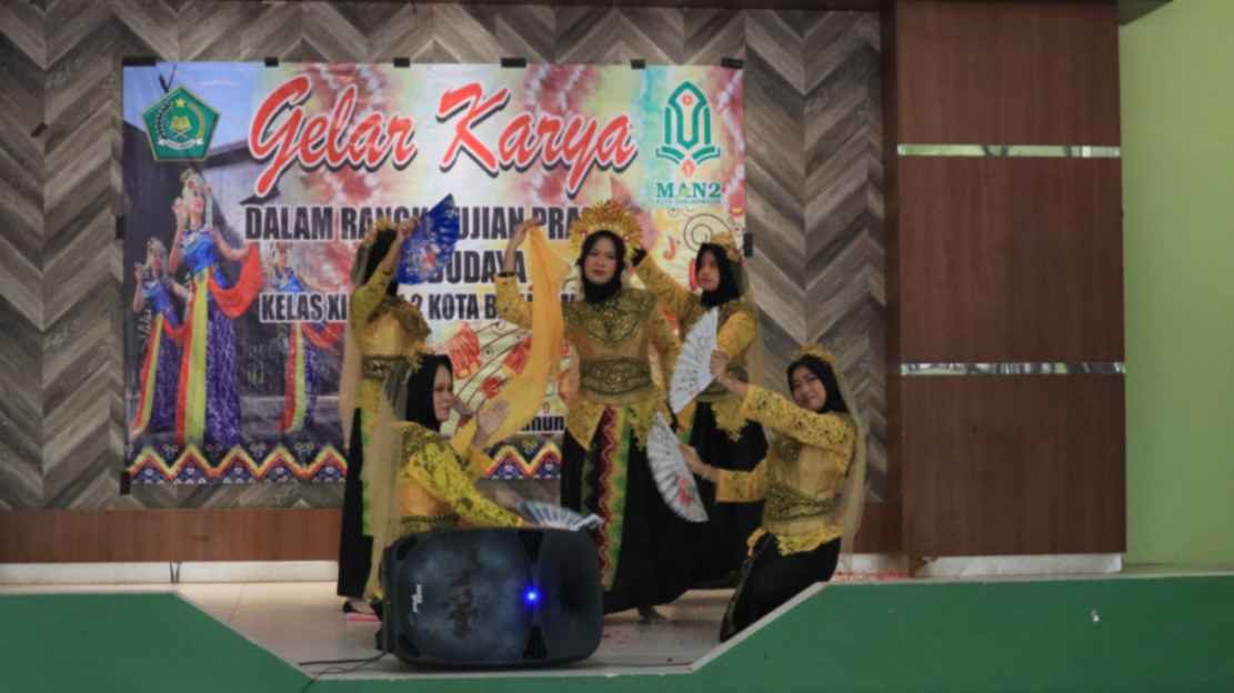 GELAR KARYA UJIAN PRAKTEK KELAS 12 - DAY 1
